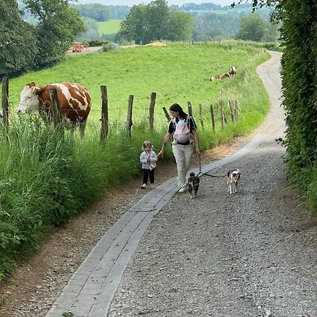 Willkommen In Der Mit Atemberaubendem Blick In Huckeswagen