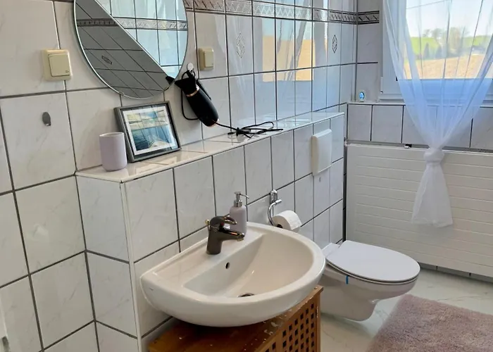 Willkommen In Der Mit Atemberaubendem Blick In * Huckeswagen